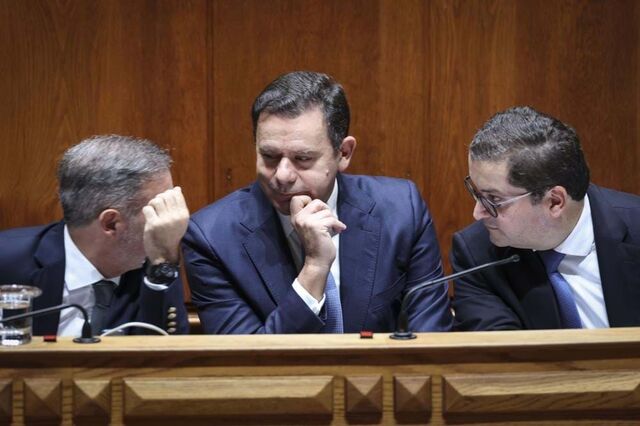 Governo não esclarece onde vai reduzir número de funcionários públicos 