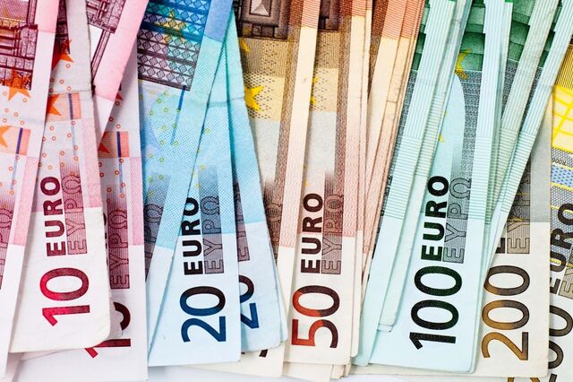 Bancos já pagam menos de 1,5% pelos depósitos das famílias