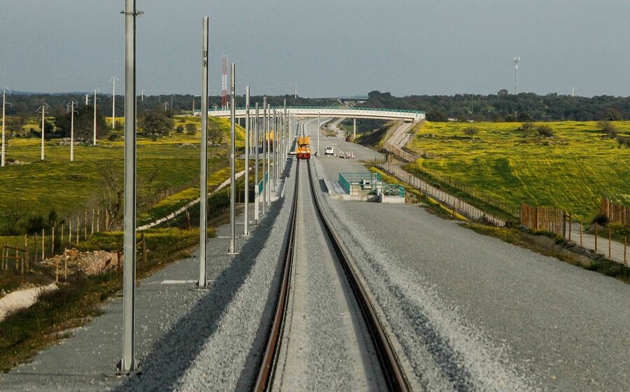 Ferrovia Évora