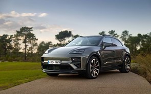 Porsche Macan abraça revolução elétrica