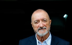 Arturo Pérez-Reverte: “Com a idade, perdi as certezas. E tornei-me orgulhoso das minhas incertezas”