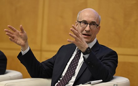 Kenneth Rogoff: “Gostava que houvesse um botão de pausa” na inteligência artificial