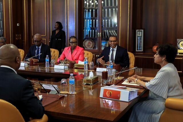 Cofres vazios forçam Angola a usar fundo de abandono