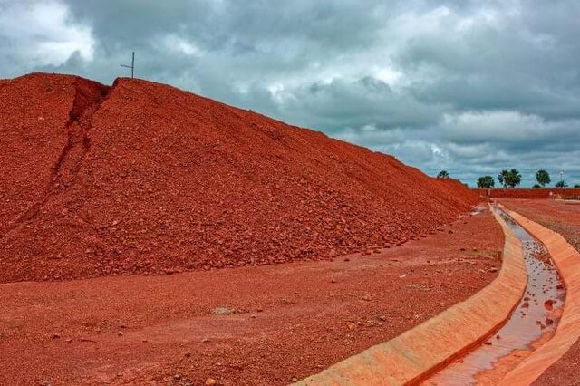 Guiné-Bissau concede à China prospeção e exploração de minério na zona de Boé