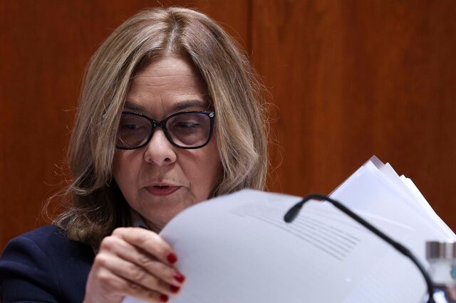 Ministra saberá 'interpretar resultados' dos inquéritos às mortes do INEM