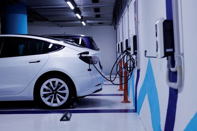 'Cheques' para carros elétricos e bicicletas 'já esgotaram'