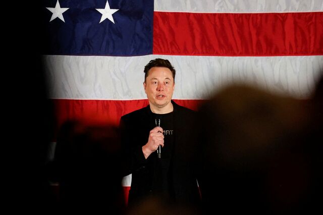 Elon Musk: O amante de ficção científica que se tornou um inovador milionário