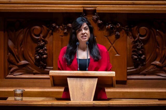 PAN abstém-se na votação na generalidade do OE 2026 'como sinal de abertura ao diálogo'