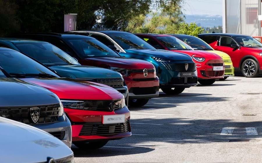 As vendas de carros elétricos têm sido o motor para o crescimento do mercado nacional.