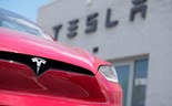 Tesla baixa vendas anuais pela primeira vez. BYD ameaça liderança