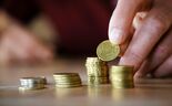 dinheiro euros notas moedas