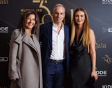 Ricardo Costa com Lara de Sousa Dantas (à direita, na foto) e Regina Sousa.