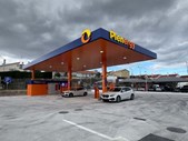 Posto de combustíveis da Plenergy na cidade da Guarda, situado na Avenida de São Miguel, é o primeiro da marca espanhola em Portugal e abre esta segunda-feira, 16 de dezembro.