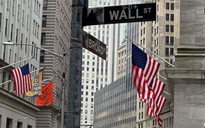 Wall Street avança em dia mais curto com tecnológicas a impulsionar