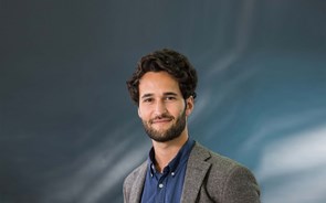 Daniel Susskind: Talvez tenhamos de pensar o ser humano para além da “era do trabalho”.