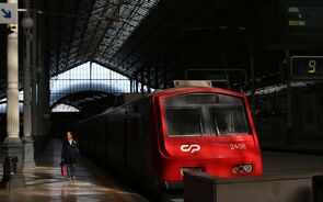 transportes comboios ferrovia