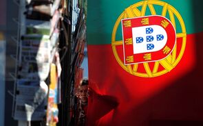 Portugal sob pressão acrescida com enchente de dívida alemã