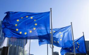 UE vai preparar novo plano de retaliação a tarifas dos EUA