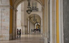 lisboa pessoas rua 