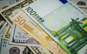 euros dolares moedas notas cambio