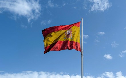 Inflação em Espanha subiu para 2,4% em novembro