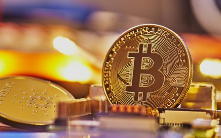 Fundos de bitcoin já fazem sombra ao ouro