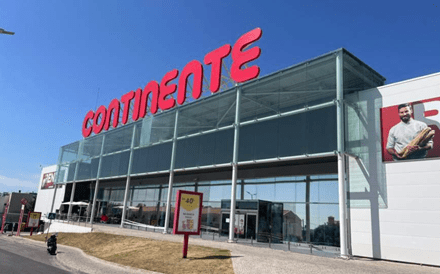 Savills IM compra imóveis de quatro supermercados Continente