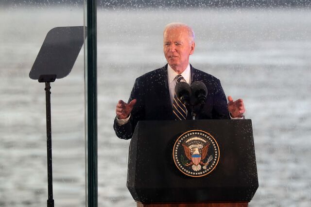 Biden anuncia em Luanda mil milhões de dólares em ajuda humanitária a África