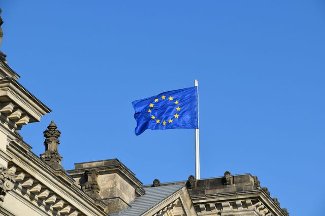 Depois do BCE, OCDE também revê crescimento no euro em baixa com tarifas Trump
