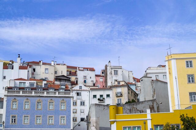 Mais-valias realizadas há dois anos e reinvestidas para arrendamento não pagam IRS