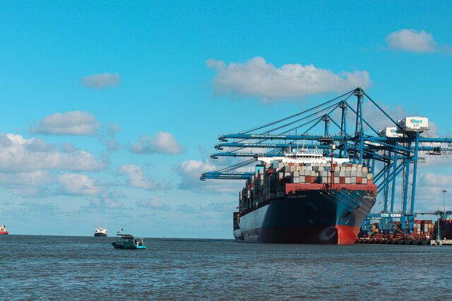 Peso das exportações no PIB cai pelo segundo ano seguido