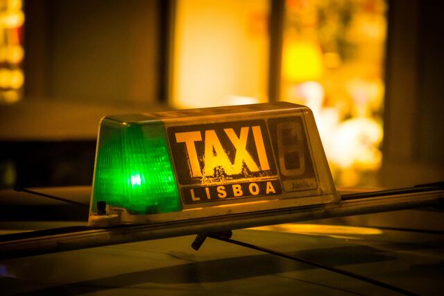 Governo dá mais tempo de vida aos táxis velhos