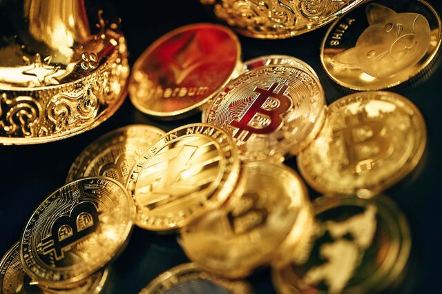 Bitcoin soma novo recorde e ultrapassa os 123 mil dólares