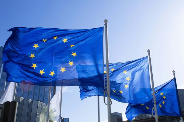 Taxa de desemprego na Zona Euro recua para 6,2% em abril