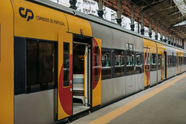 Supremo confirma decisão que permite à CP avançar com concurso de 117 comboios