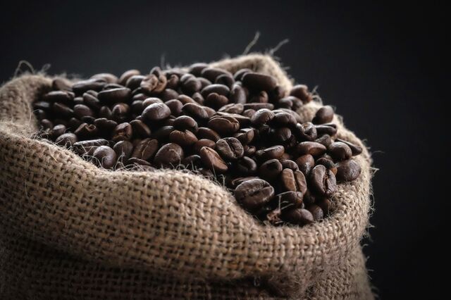 Preços do café podem subir até 25%. A culpa é do arábica