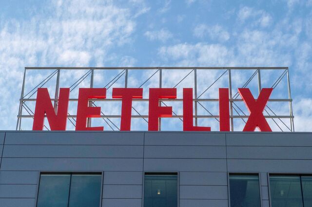 Netflix supera expectativas de lucros. Receitas sobem 13% para 10,5 mil milhões  