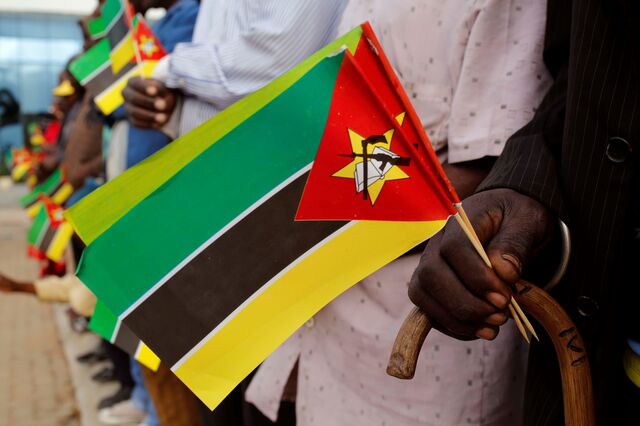 Parlamento de Moçambique toma posse entre boicotes da oposição e protestos convocados