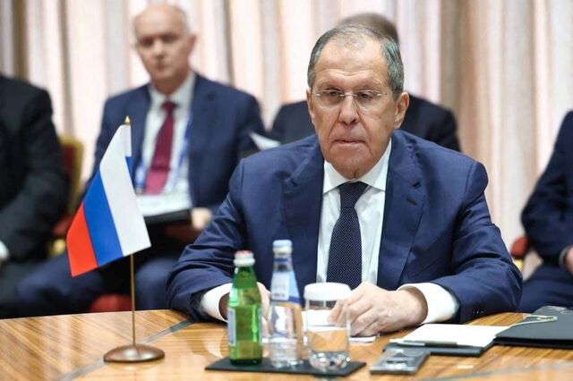 Rússia confirma que Bashar al-Assad resignou e fugiu do país