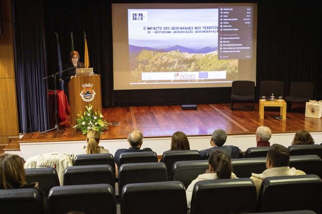 MESÃO FRIO DISCUTE O IMPACTO DOS GEOPARQUES NOS TERRITÓRIOS 