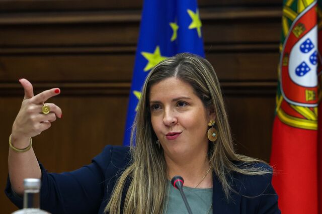 Isenção de impostos na compra de casa já beneficiou 11.700 jovens, diz ministra