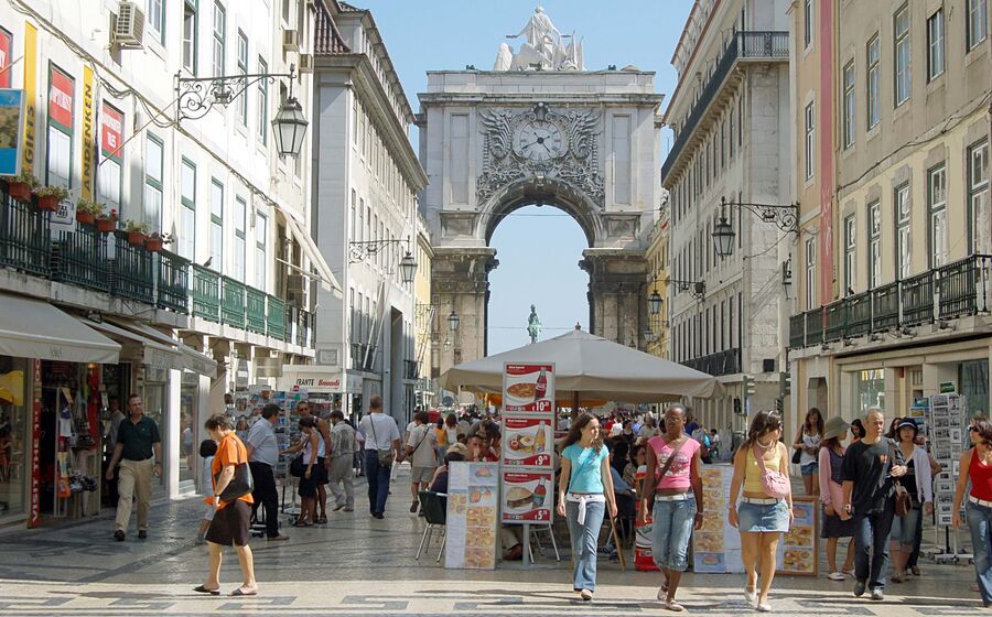 Portugal tem o maior arrefecimento nos ganhos das famílias de entre os países da Zona Euro na OCDE.