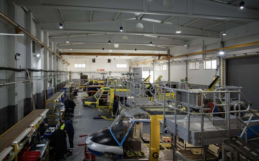Visita ao Heliporto de Salemas, em Loures, da Avincis, para ver os trabalhos de manutenção e conversa com o CEO da empresa, John Boag