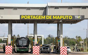 Principal entrada em Maputo cortada por manifestantes