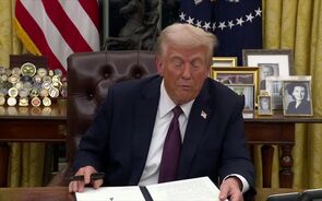 trump assina ordem executiva