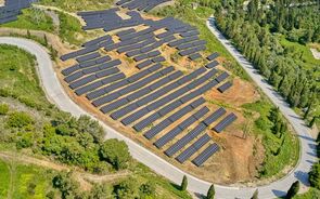 Ouro bate novo recorde. Cada vez mais perto dos 3.000 dólares