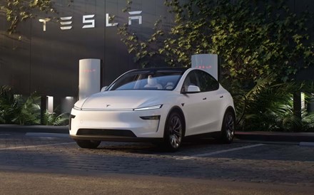 Tesla lança nova versão do Model Y na China para competir com marcas locais