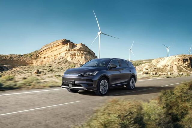 Fotogaleria: BYD Tang. SUV de luxo com sete lugares