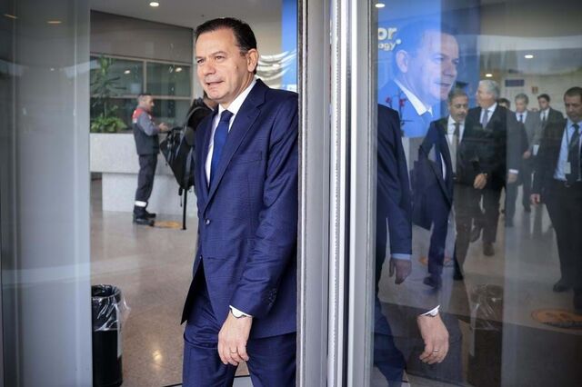 Empresários temem adiar de decisões, PRR mais lento e desconfiança de investidores