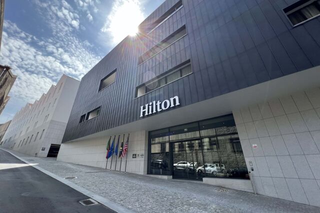 Davidson Kempner planeia vender hotéis Hilton e Holiday Inn em Gaia
